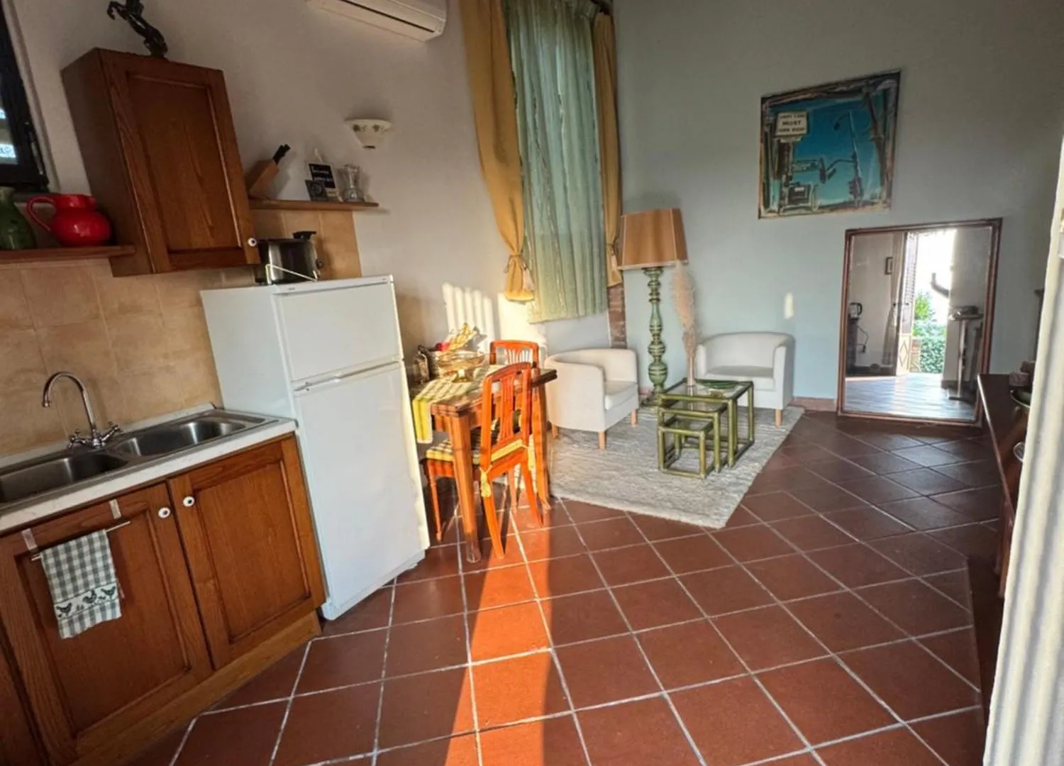 アパート Cottage Con Piscina Immerso Nel Verde Delle Crete Senesi アッシャーノ