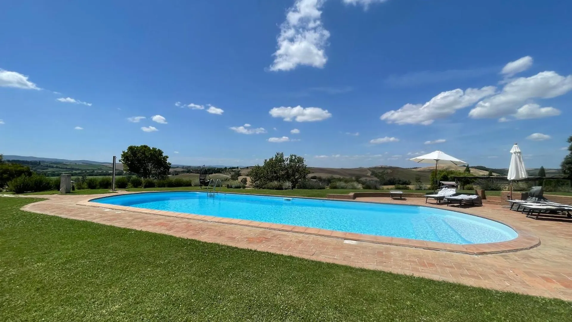 Cottage Con Piscina Immerso Nel Verde Delle Crete Senesi アッシャーノ 0*,