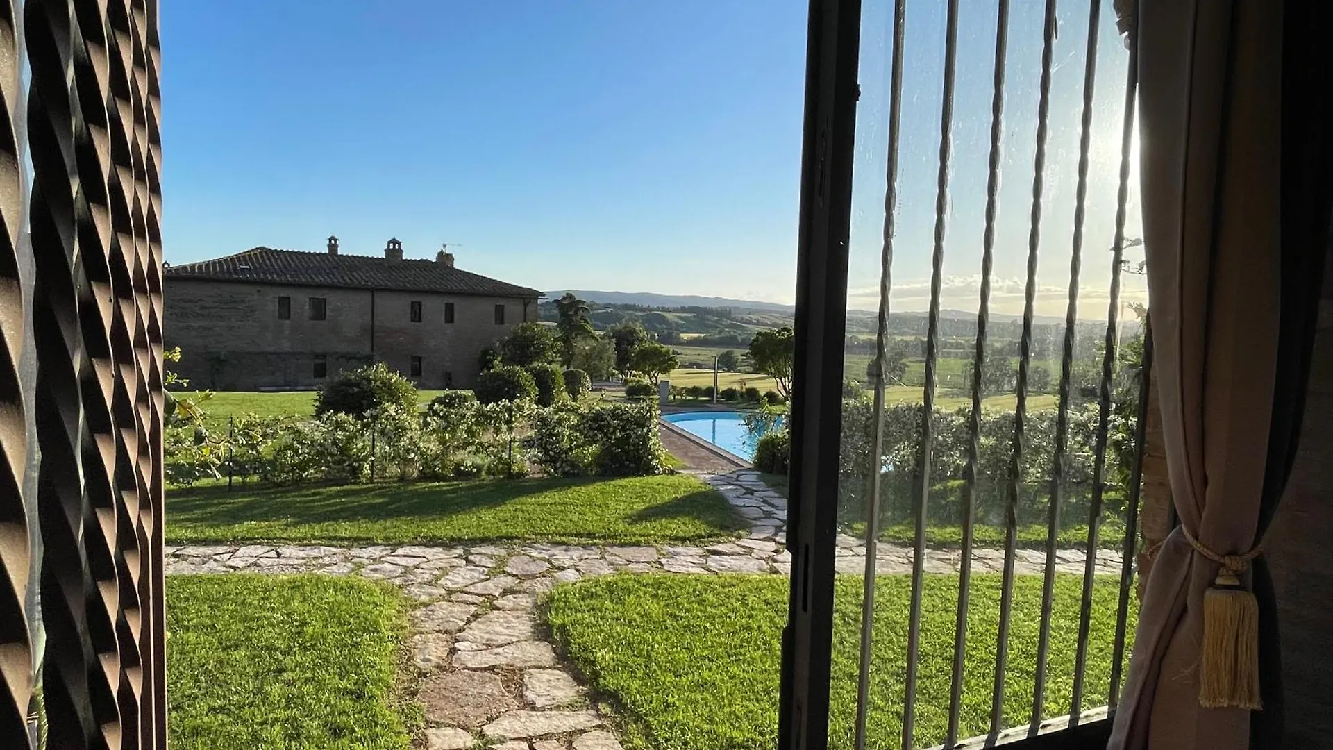 Cottage Con Piscina Immerso Nel Verde Delle Crete Senesi アッシャーノ 0*,